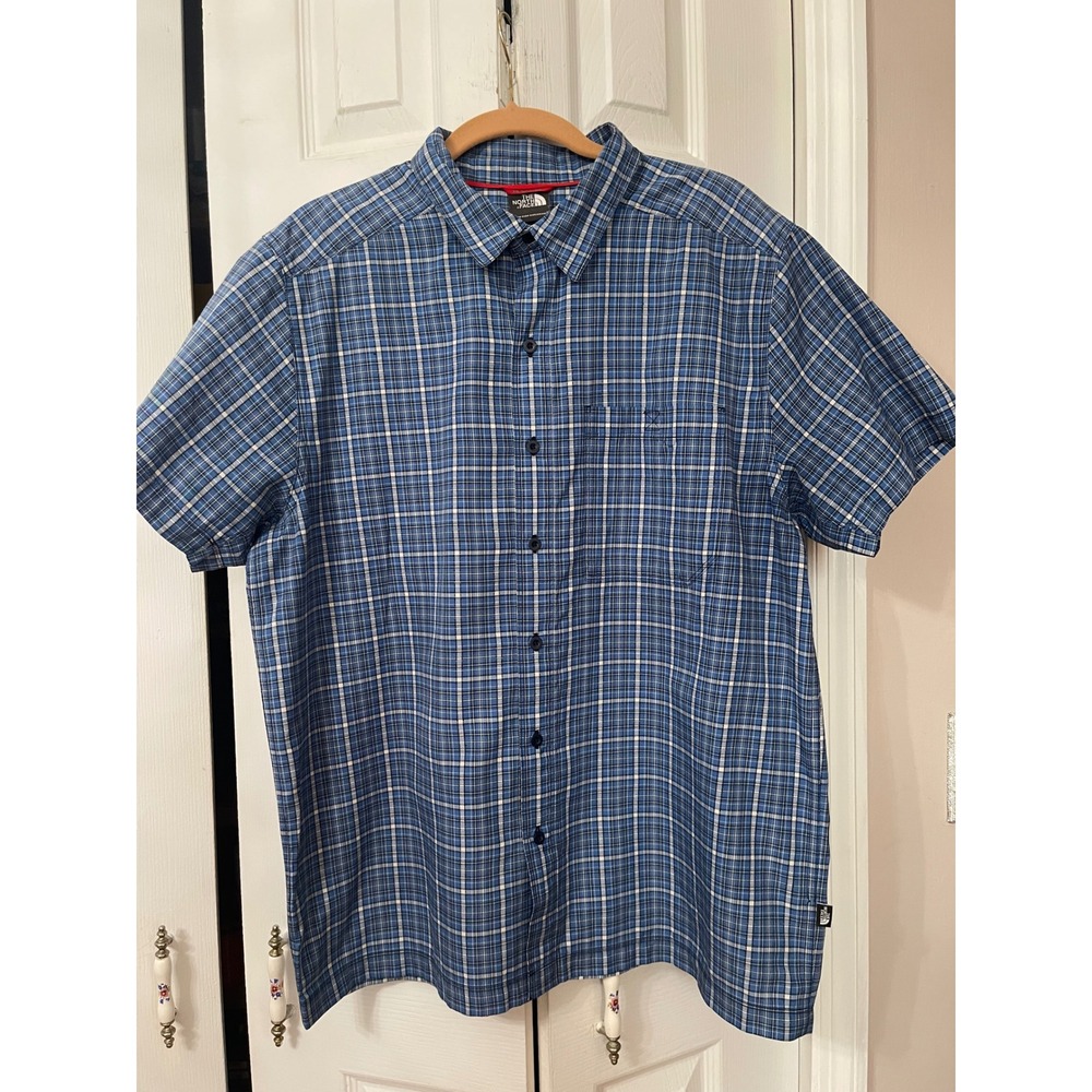 The North Face Mens Large Blue Plaid Short Sleeve Button Down Shirt